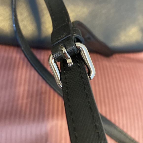 Coach crossbody like new - Picture 4 of 9